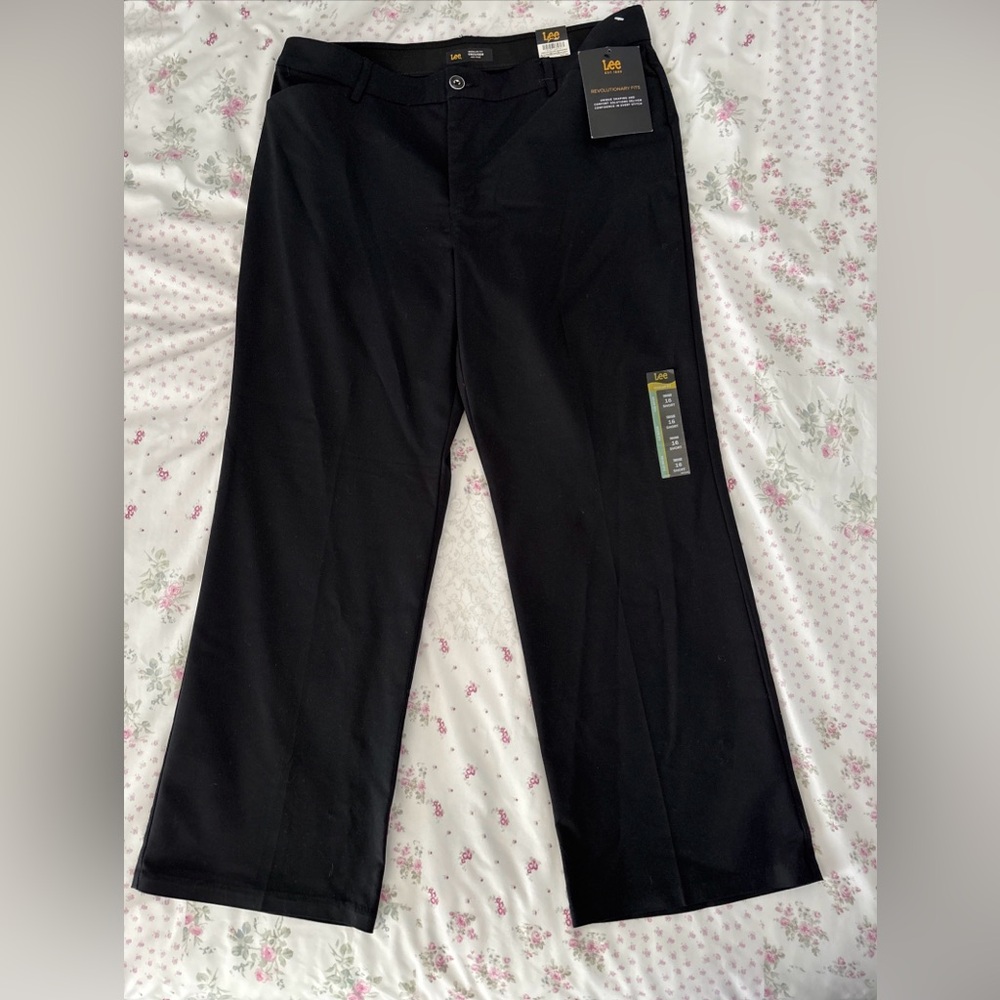 Women’s Lee Mid Rise Black Trousers (16 Short)